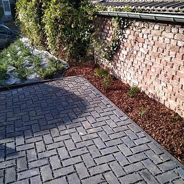 Draino 22x11x8 Antraciet Waterdoorlatende Betonstraatstenen Type : Verbrede Voeg