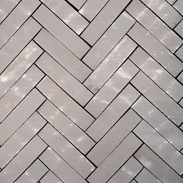 UWF 60 romina ongetrommeld / 2024