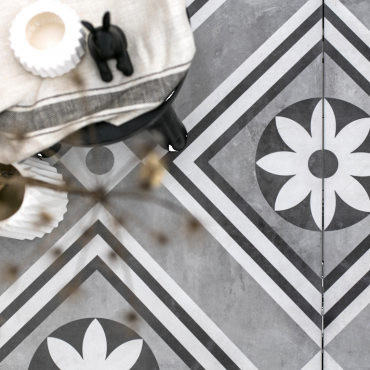 GeoCeramica® 60x60x4 Concreet Flower decorate